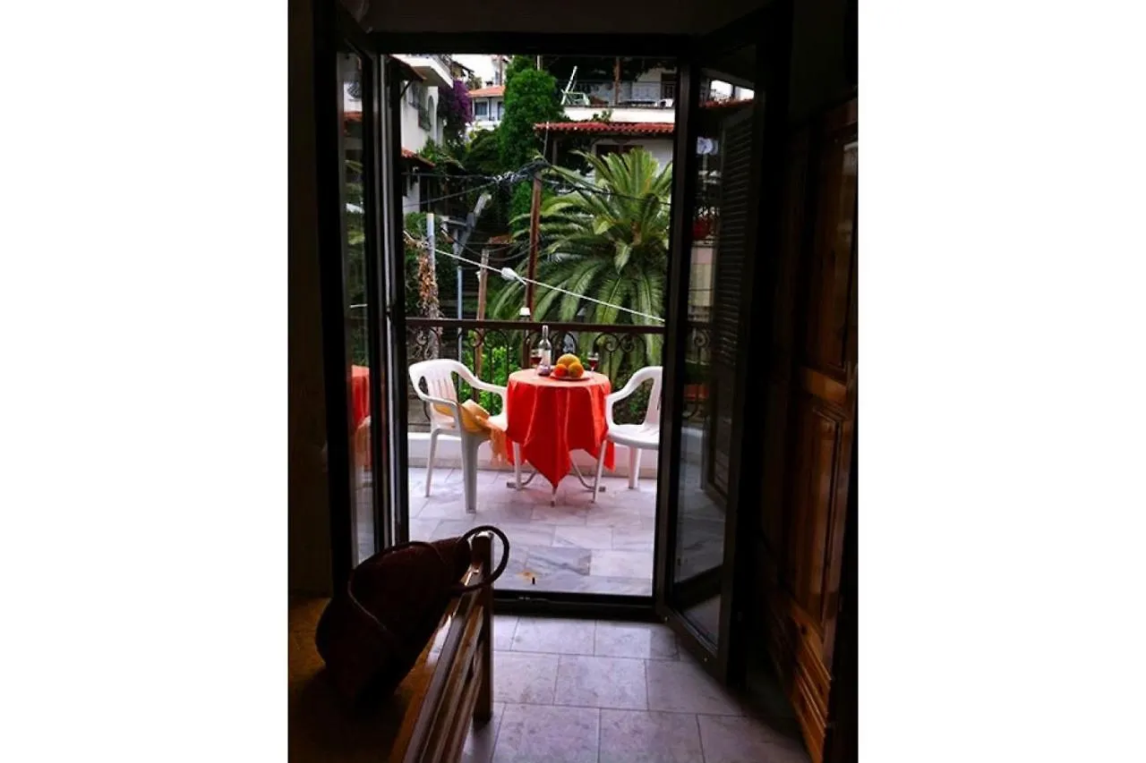 Selini House Aparthotel Neos Marmaras 0*,  Greece