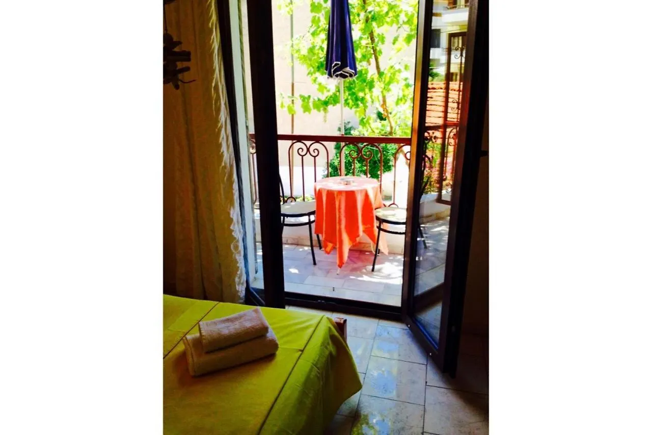 Selini House Aparthotel Neos Marmaras